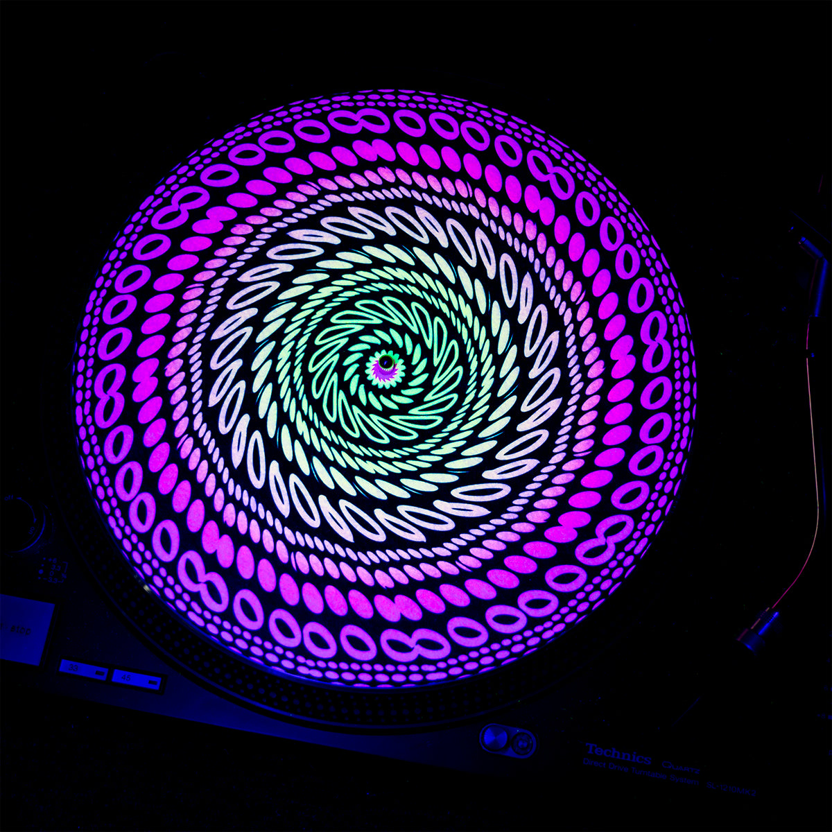 Slipmat - Illusion Blacklight Activated