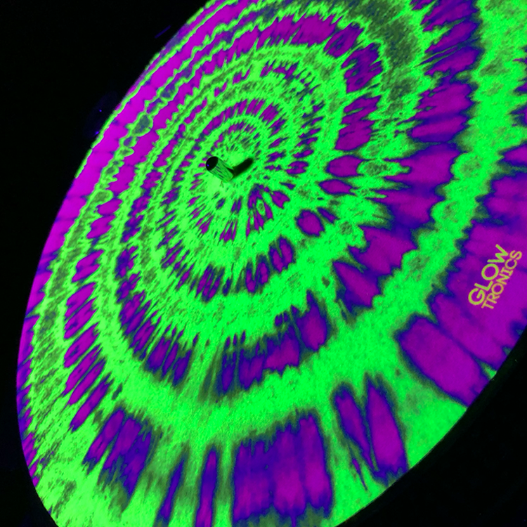 Slipmat - Tie Dyed UV Blacklight Activated