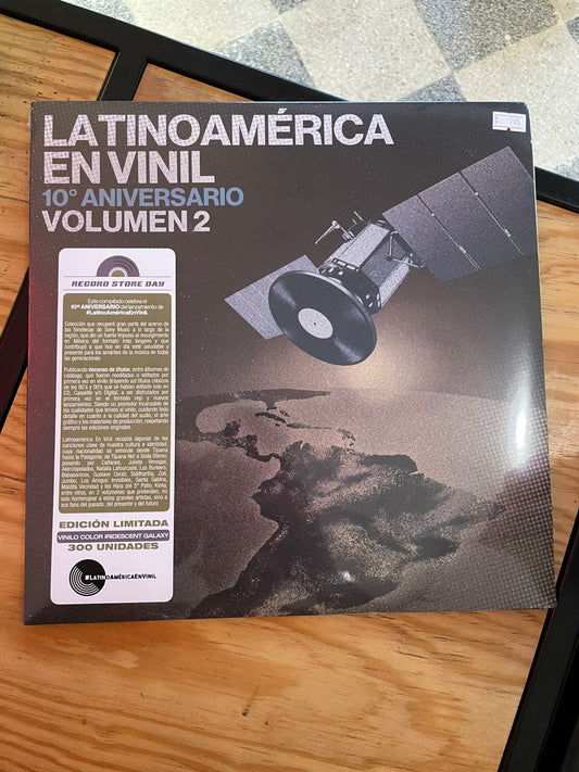 V.A. - Latinoamérica en vinil decimo aniversario Vol. 2 (Vinilo Color Iridescent Galaxy)