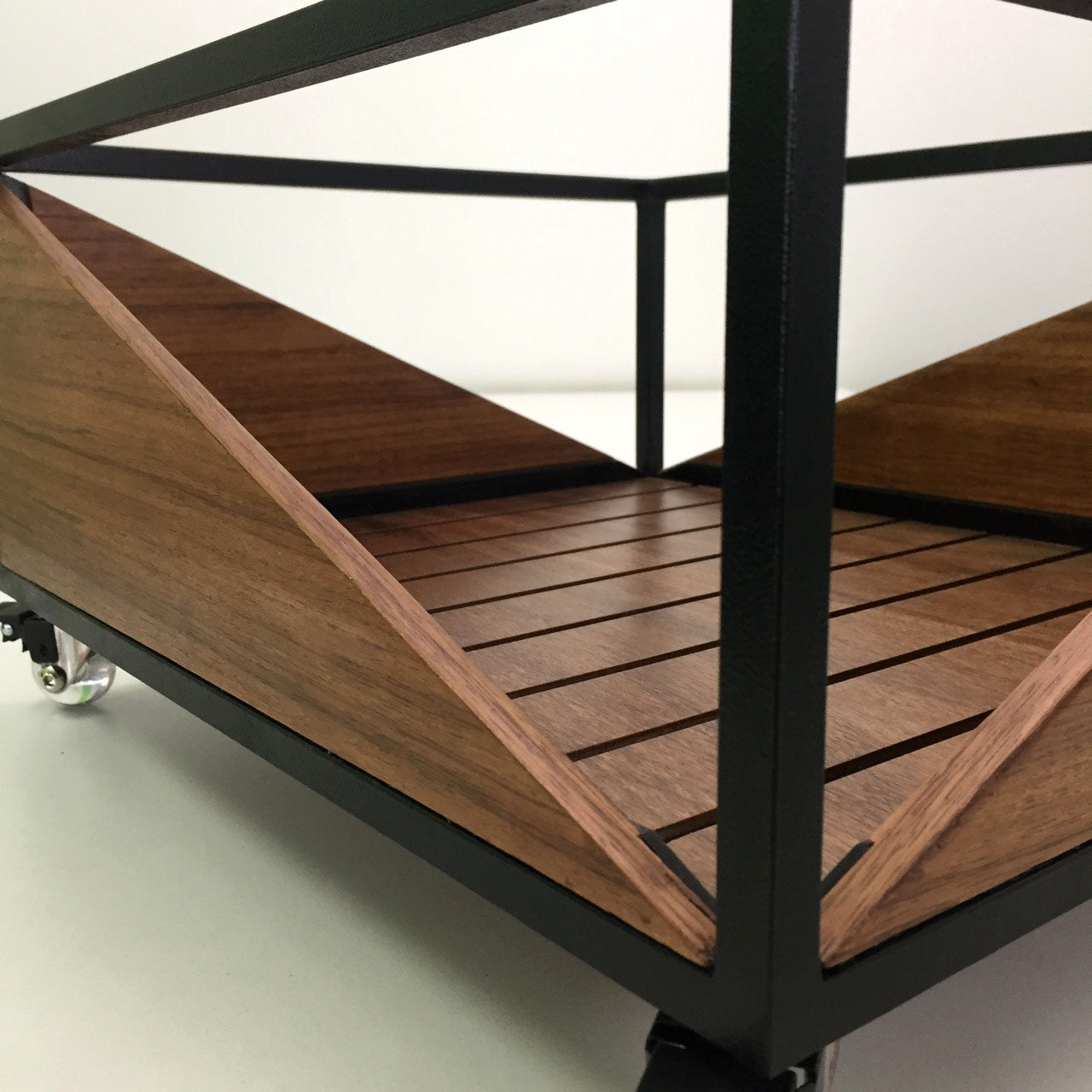 Caja móvil para vinilos - Miss Modular V2 (mueble auxiliar para LPs) caja móvil - Salvaje Music Store MEXICO