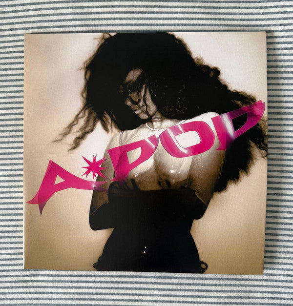 Tyla (6) - A*Pop