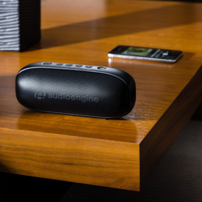 Audioengine Bocina Bluetooth de escritorio - 512 bocinas - Salvaje Music Store MEXICO
